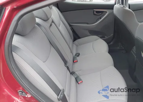 2014 Hyundai Elantra Se z USA, uszkodzony, nr VIN 5NPDH4AE8EH479855